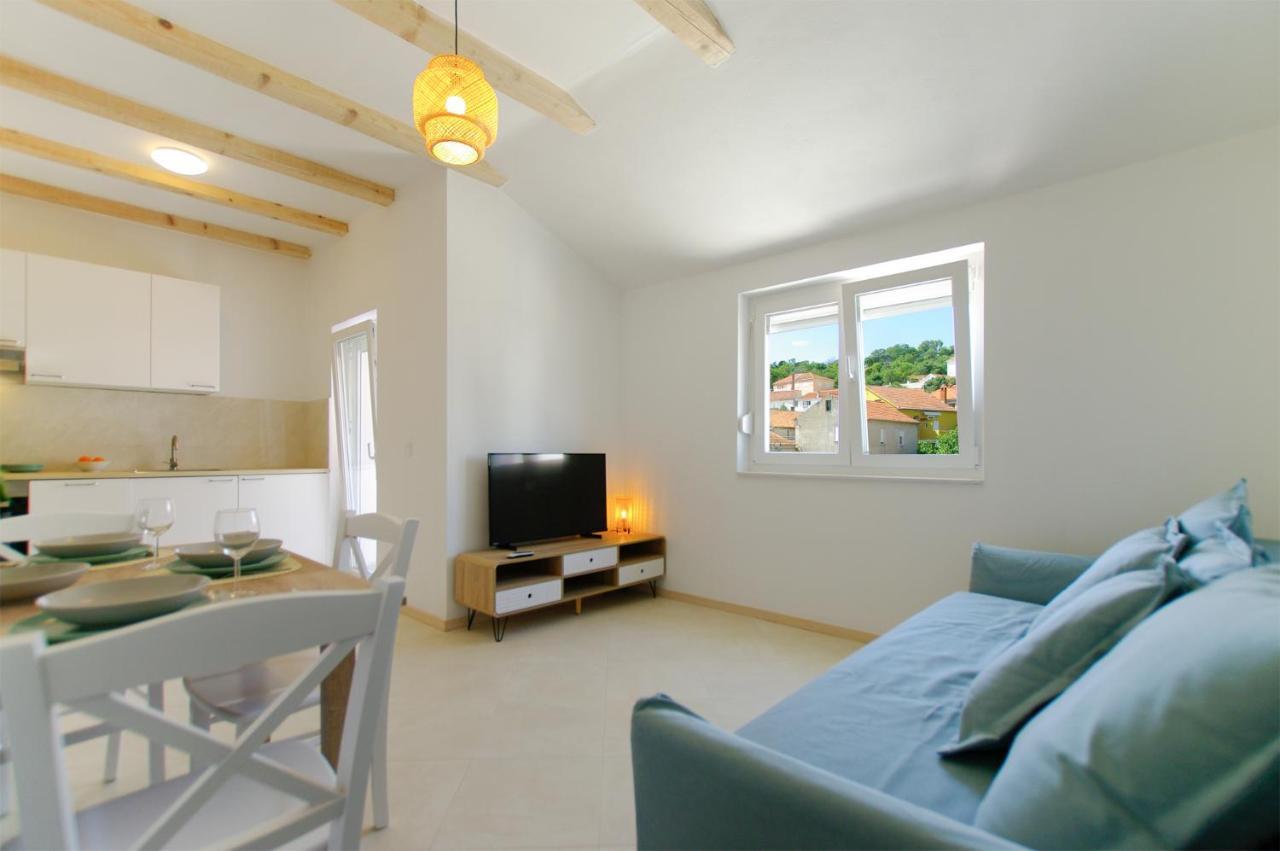 Apartmani Porat Sali Εξωτερικό φωτογραφία