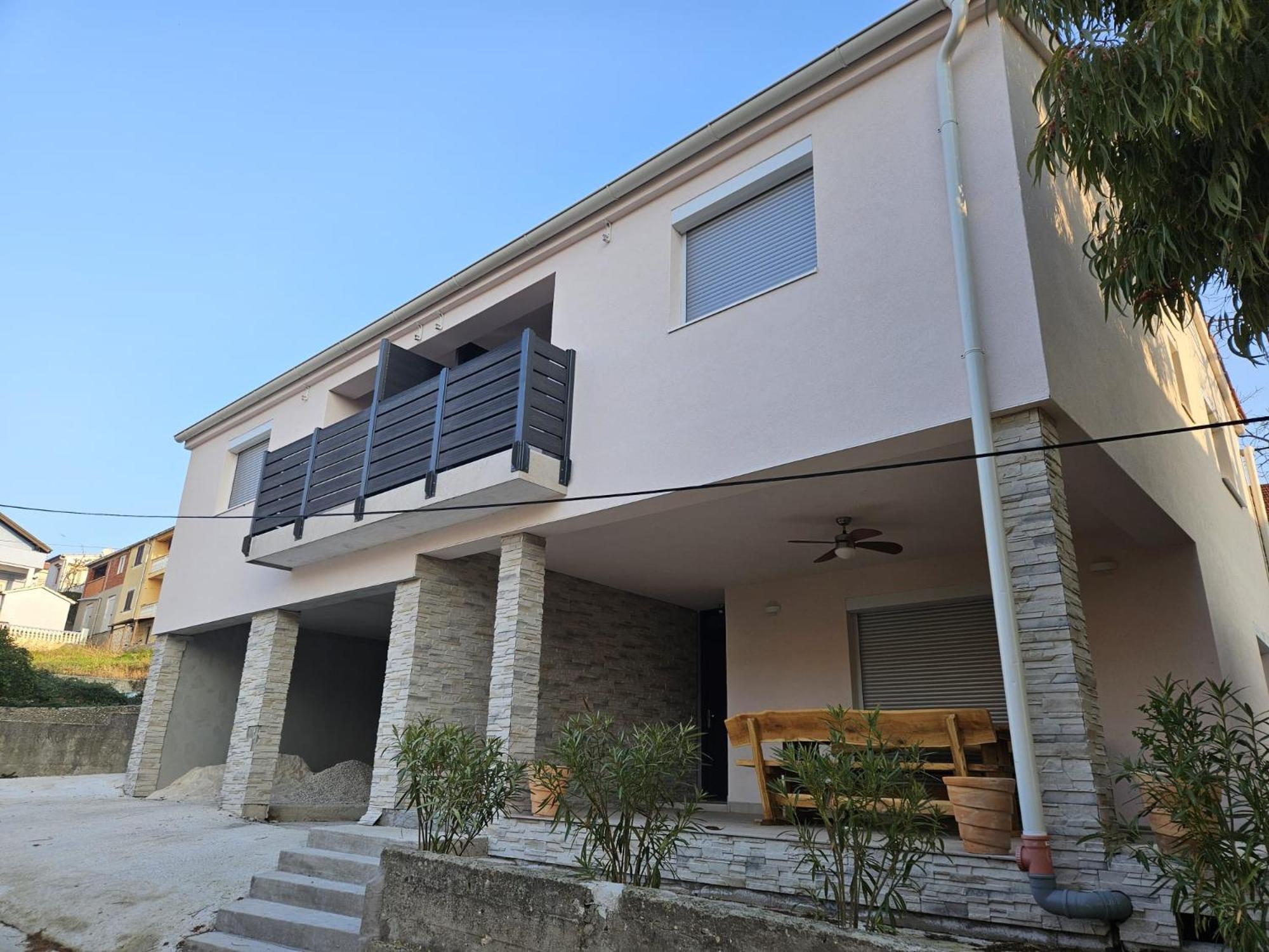 Apartmani Porat Sali Εξωτερικό φωτογραφία